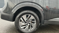 Nissan Qashqai 1.3 DiG-T MH Acenta Premium 5dr Petrol Hatchback